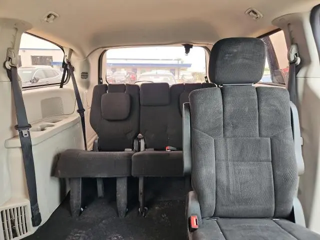 2012 DODGE GRAND CARAVAN SE  