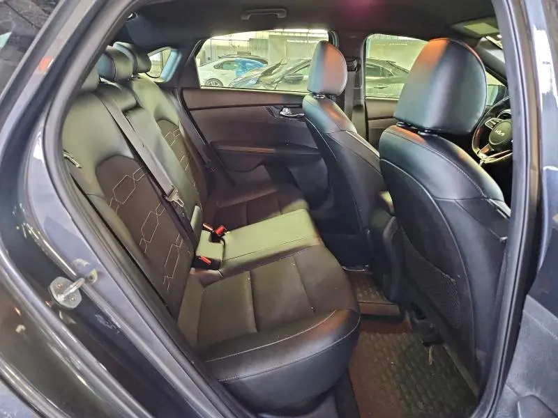 2022 KIA FORTE GT LINE  