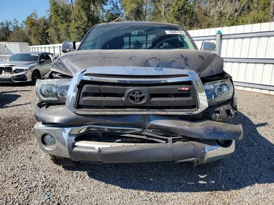 2013 TOYOTA TUNDRA DOUBLE CAB SR5  