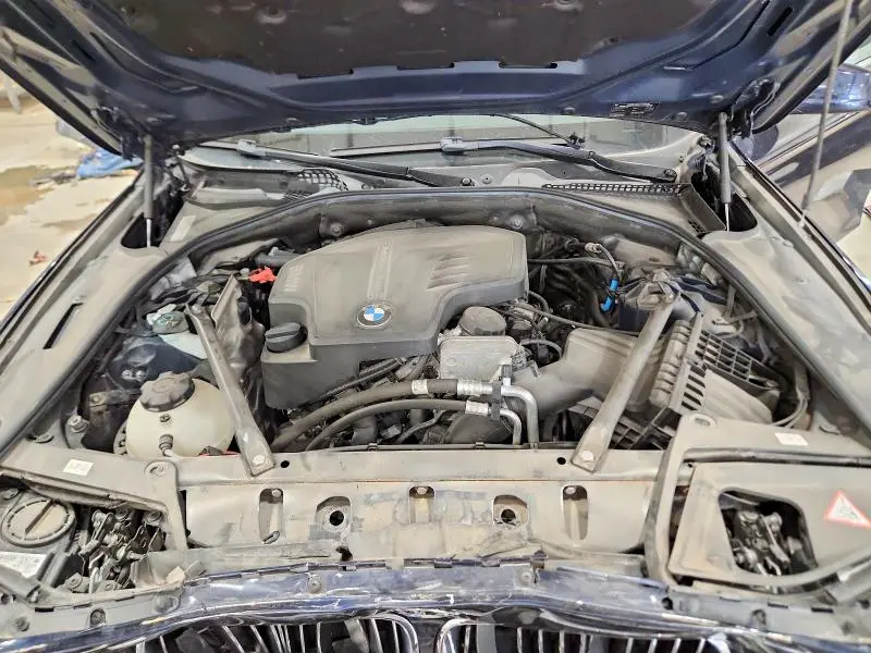2012 BMW 528 XI  