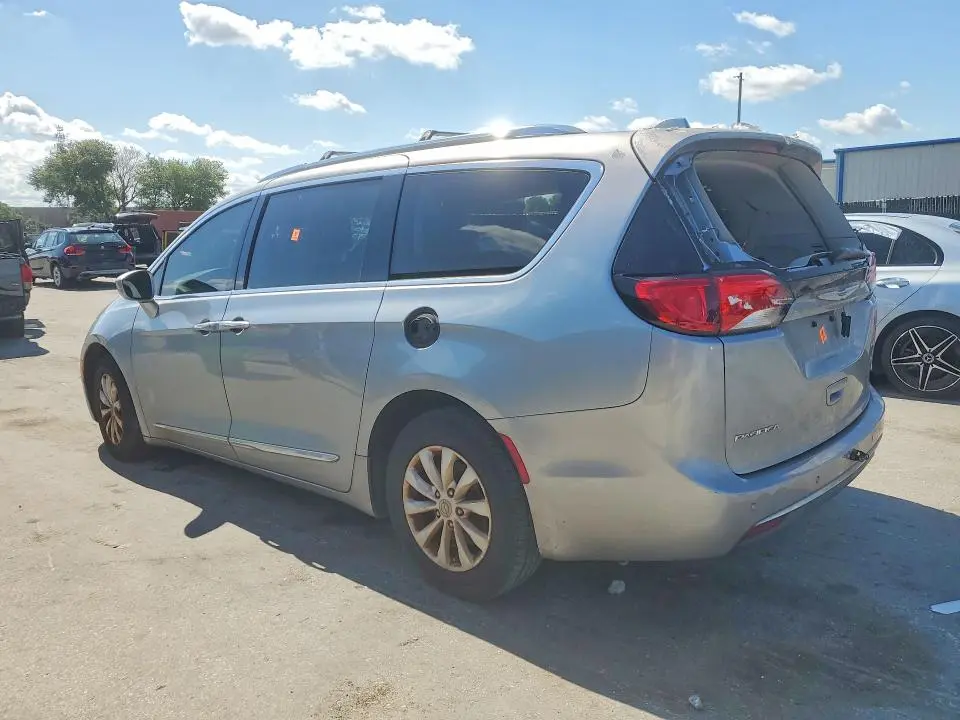2019 CHRYSLER PACIFICA TOURING L  