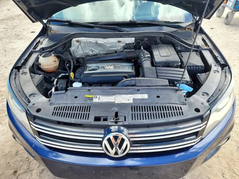 2016 VOLKSWAGEN TIGUAN S  