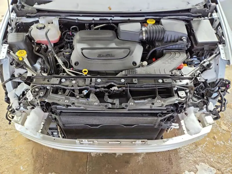 2025 CHRYSLER VOYAGER LX  
