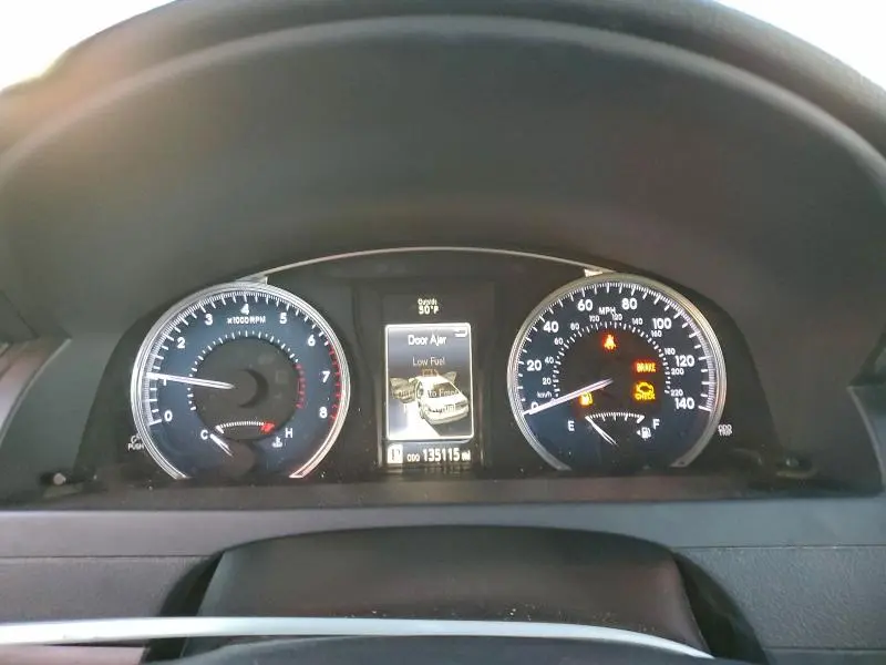 2016 TOYOTA CAMRY LE  