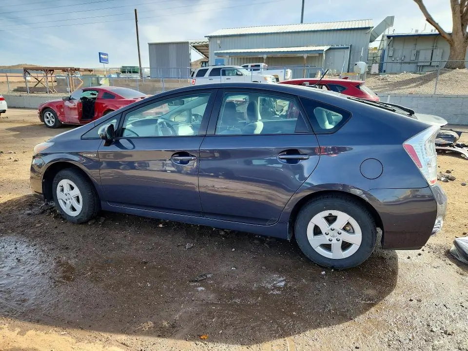 2010 TOYOTA PRIUS II  