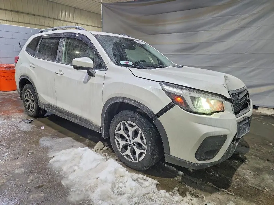 2019 SUBARU FORESTER PREMIUM  