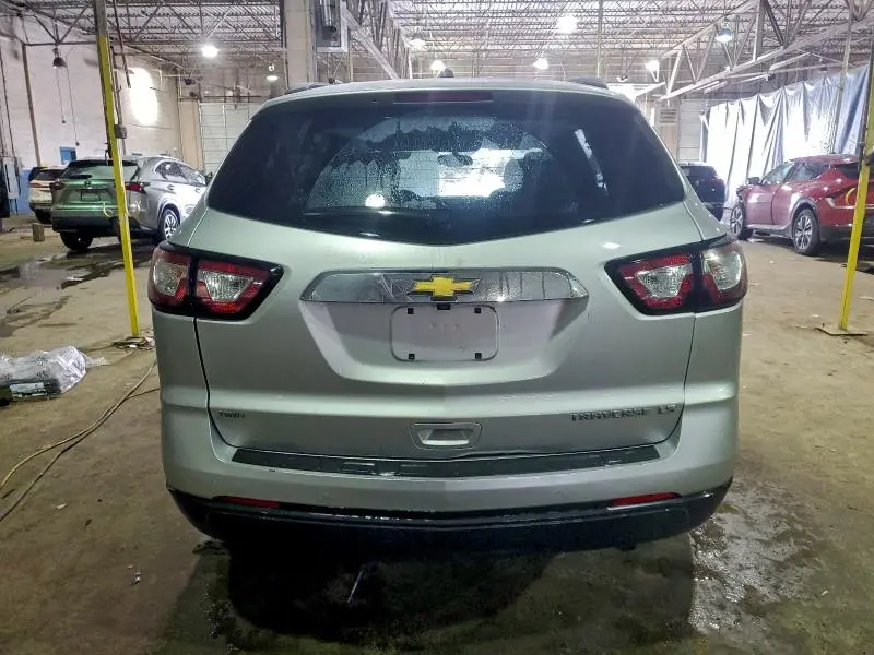 2015 CHEVROLET TRAVERSE LT  