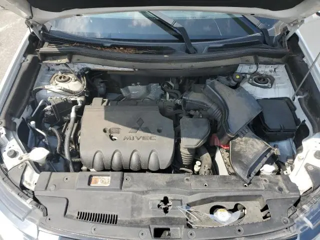 2016 MITSUBISHI OUTLANDER SE  