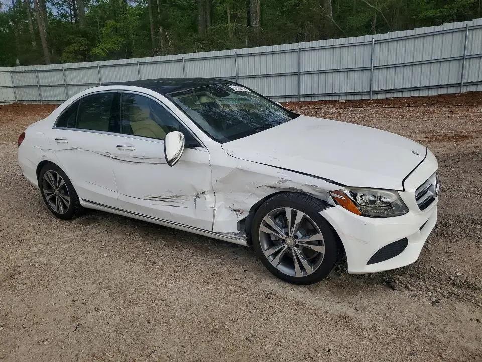 2016 MERCEDES-BENZ C 300  