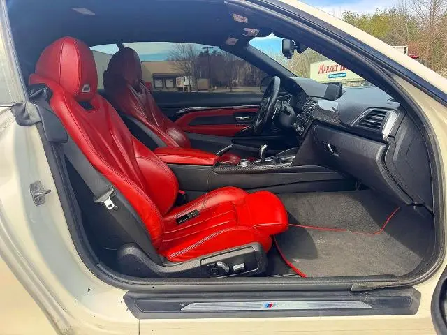 2016 BMW M4   