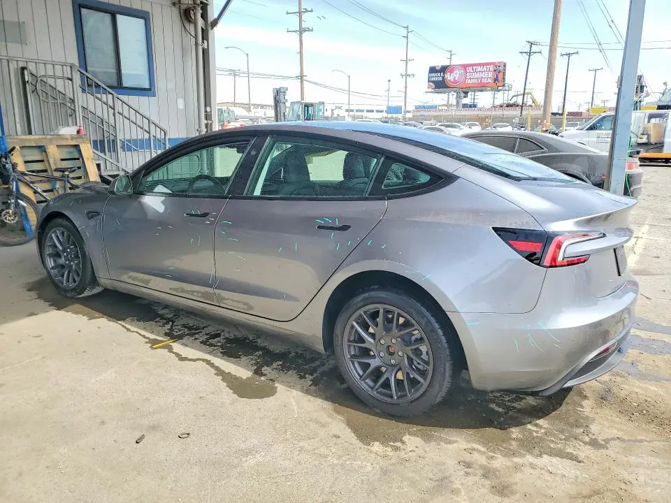 2025 TESLA MODEL 3   