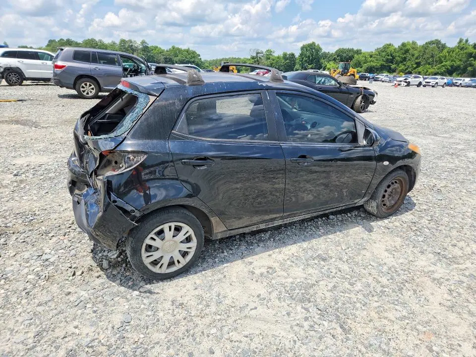 2011 MAZDA MAZDA2   