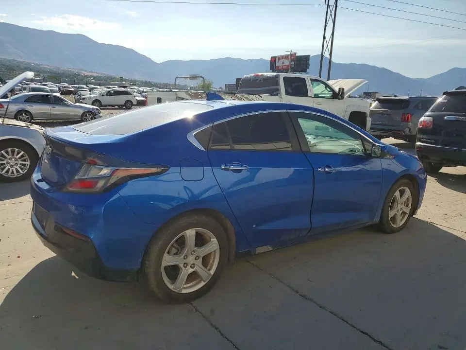 2017 CHEVROLET VOLT LT  