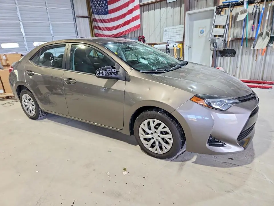 2018 TOYOTA COROLLA LE  