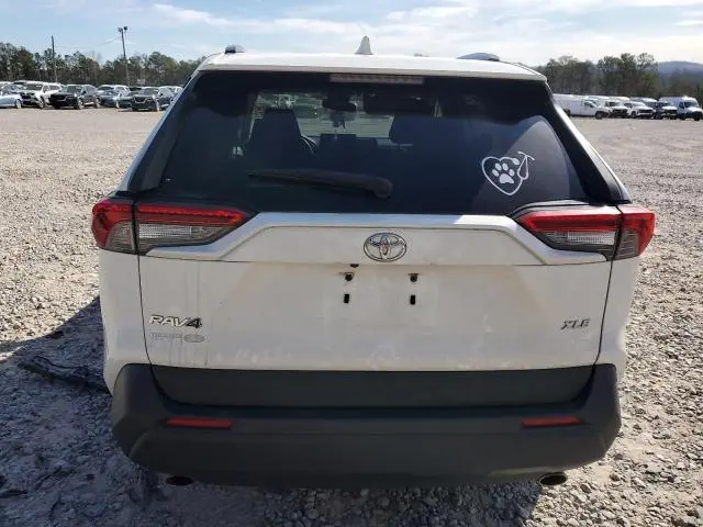 2019 TOYOTA RAV4 XLE