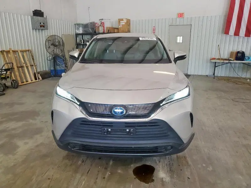 2021 TOYOTA VENZA LE  