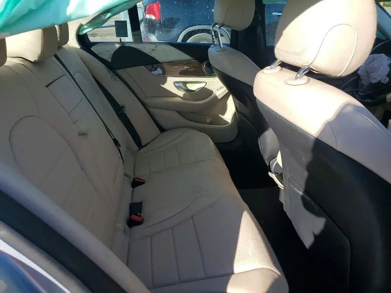 2015 MERCEDES-BENZ C 300  
