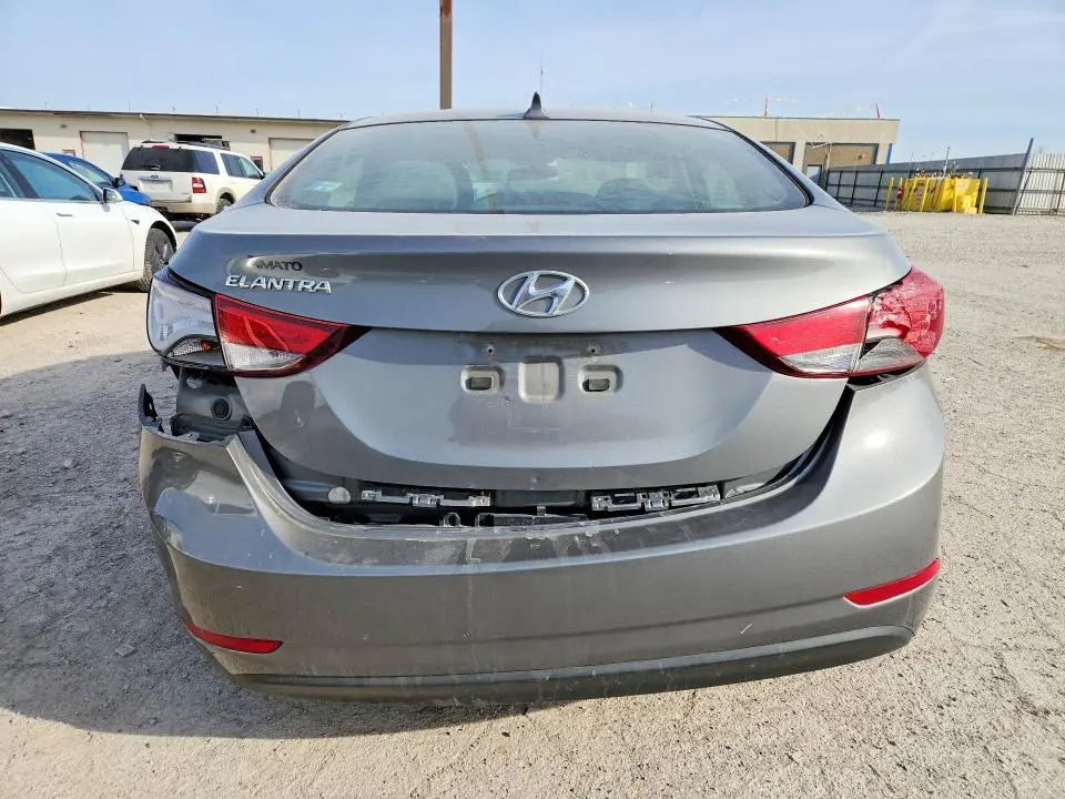 2014 HYUNDAI ELANTRA SE  