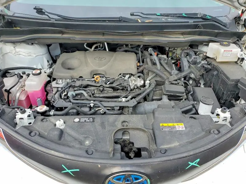 2022 TOYOTA SIENNA LE  
