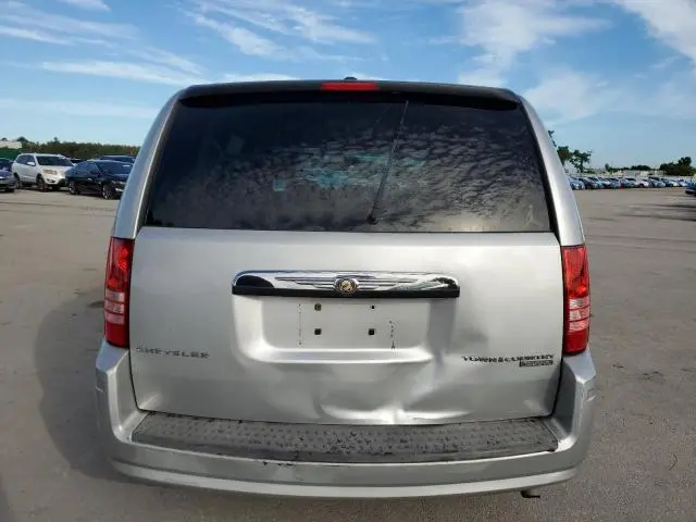 2010 CHRYSLER TOWN & COUNTRY TOURING  