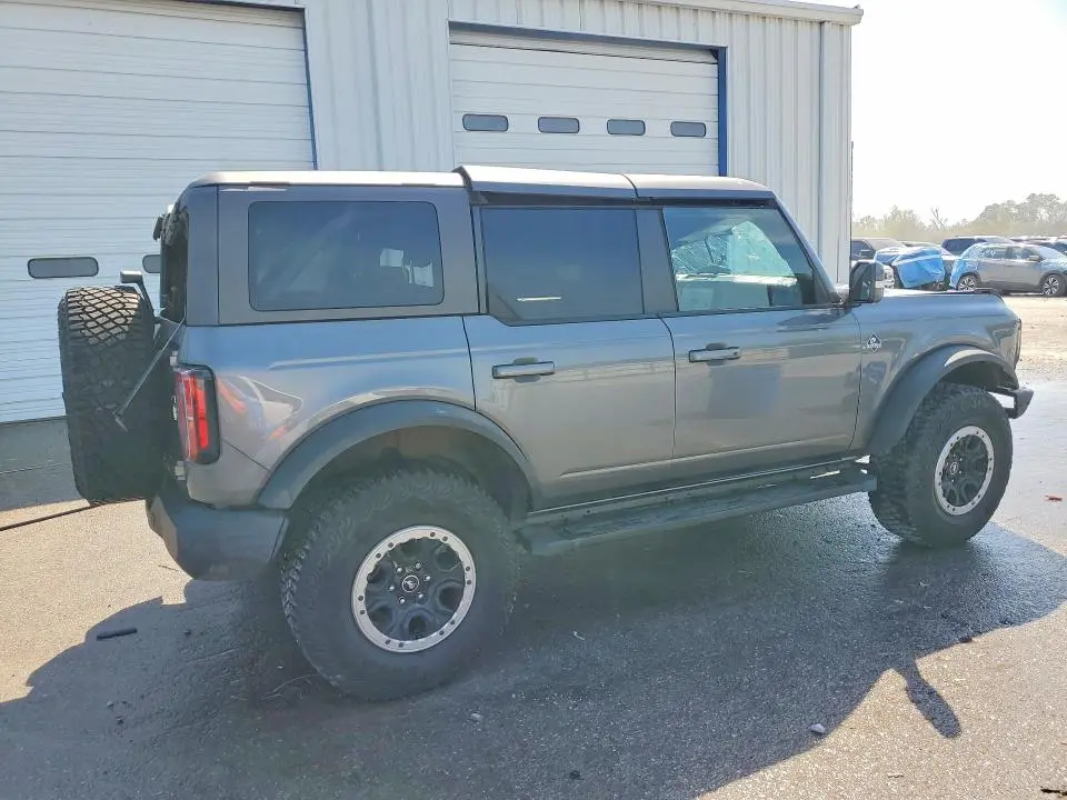 2022 FORD BRONCO BASE  