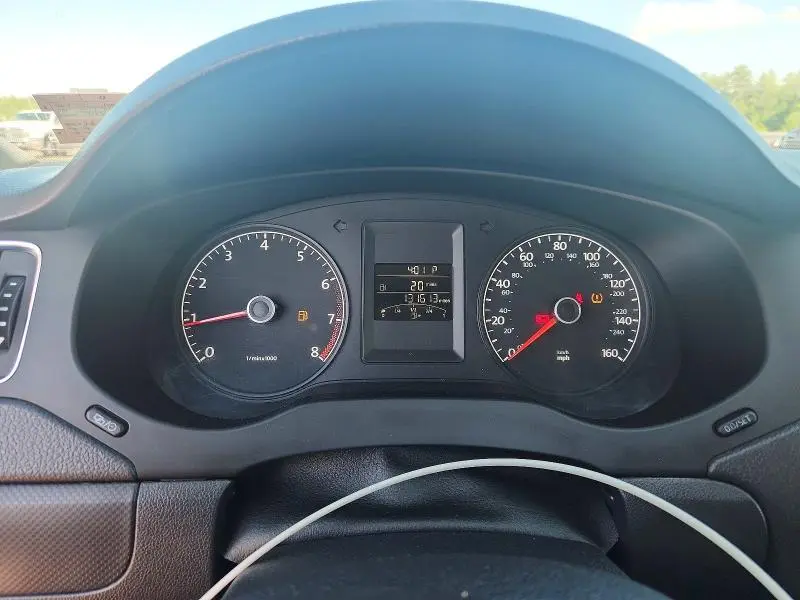 2014 VOLKSWAGEN JETTA BASE  