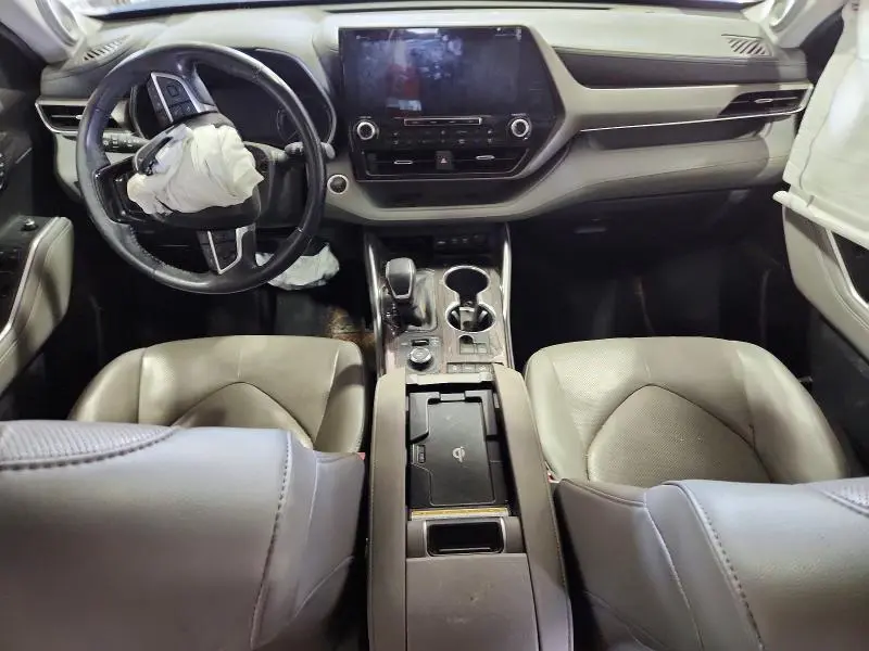 2020 TOYOTA HIGHLANDER LIMITED  