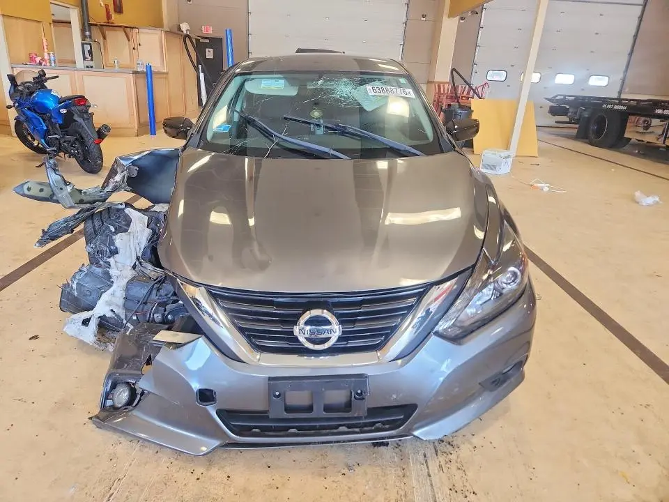 2017 NISSAN ALTIMA 2.5 SR  