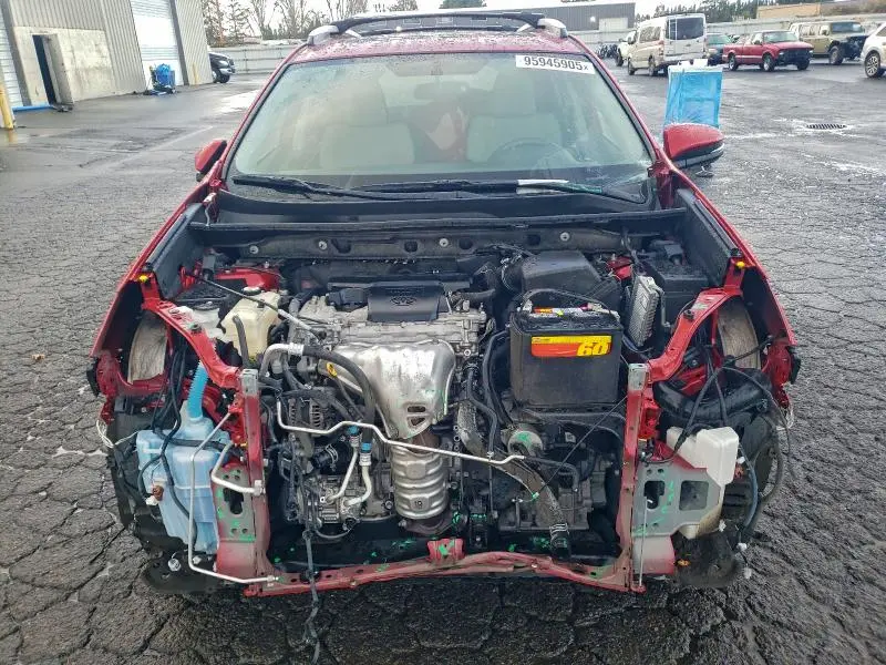 2016 TOYOTA RAV4 XLE  