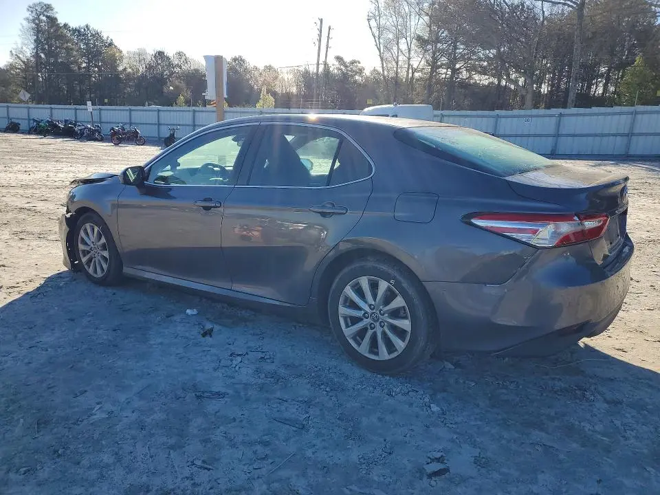 2018 TOYOTA CAMRY LE  