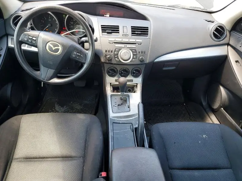 2010 MAZDA 3 I  