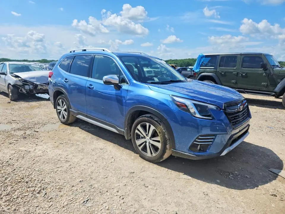 2022 SUBARU FORESTER TOURING  