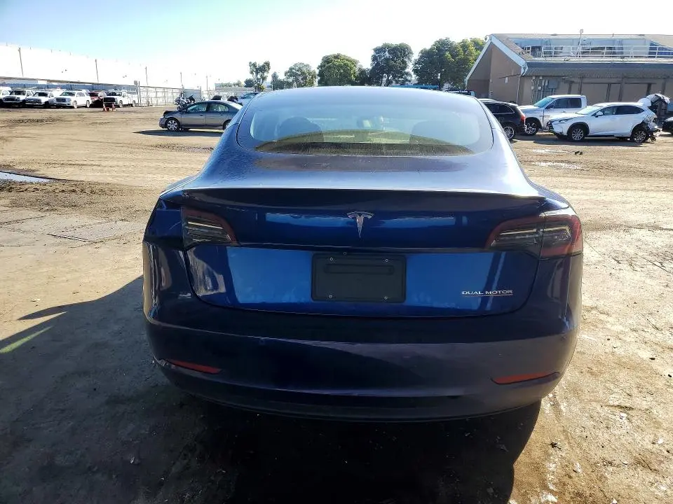2020 TESLA MODEL 3   