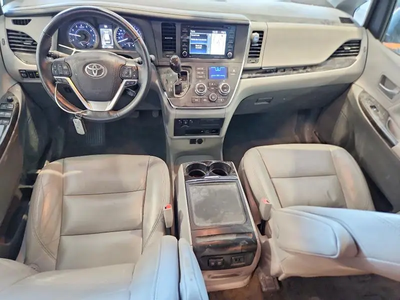 2018 TOYOTA SIENNA XLE PREMIUM 7-PASSENGER  