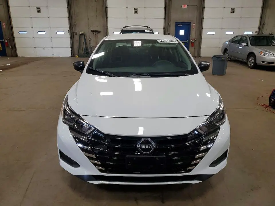 2024 NISSAN VERSA S  