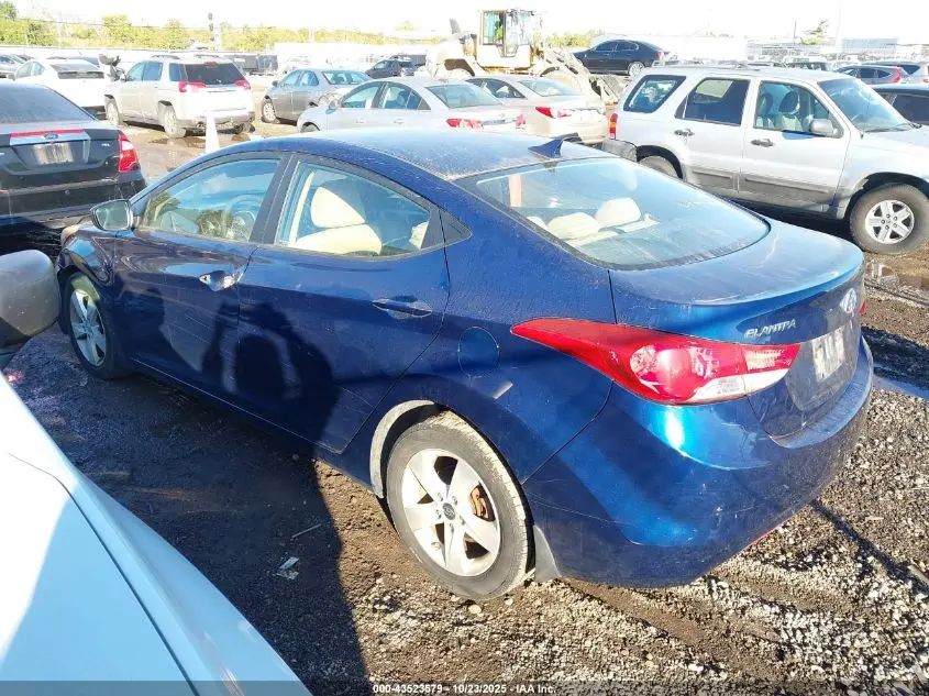 2013 HYUNDAI ELANTRA GLS