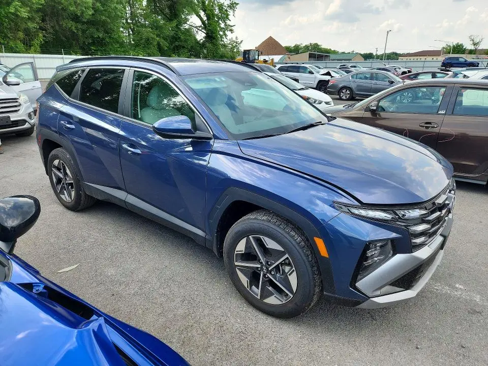 2025 HYUNDAI TUCSON SEL  