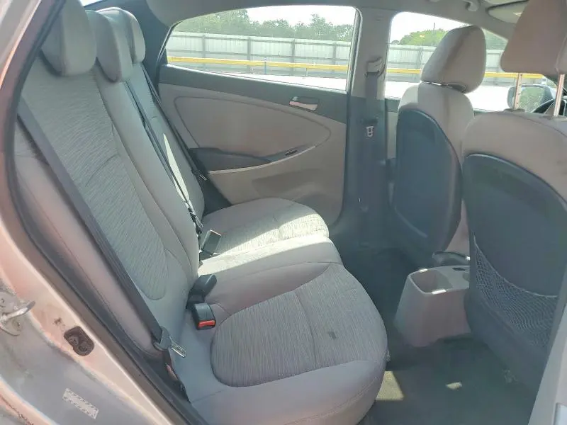 2015 HYUNDAI ACCENT GLS  