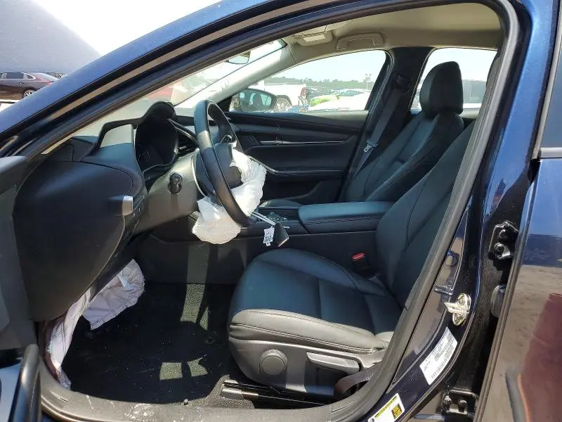 2025 MAZDA 3 SELECT SPORT  
