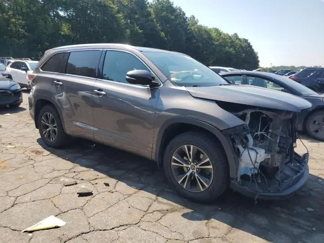 2016 TOYOTA HIGHLANDER XLE  