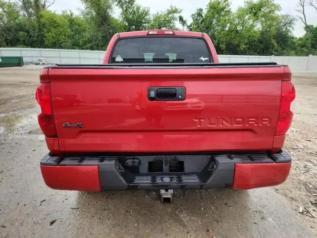 2016 TOYOTA TUNDRA CREWMAX SR5  
