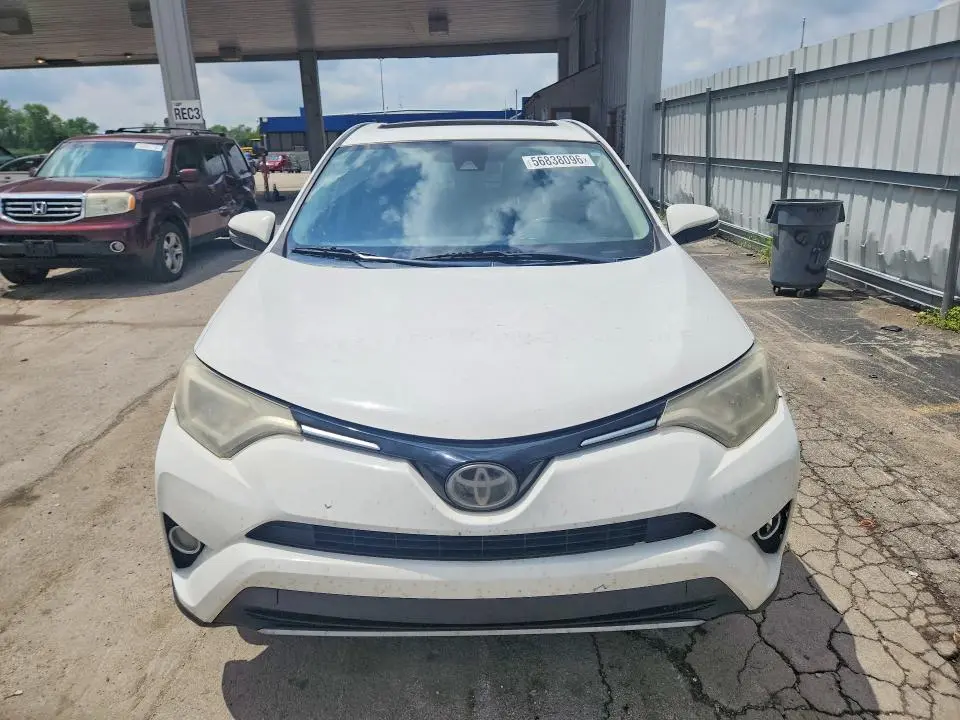 2018 TOYOTA RAV4 XLE  