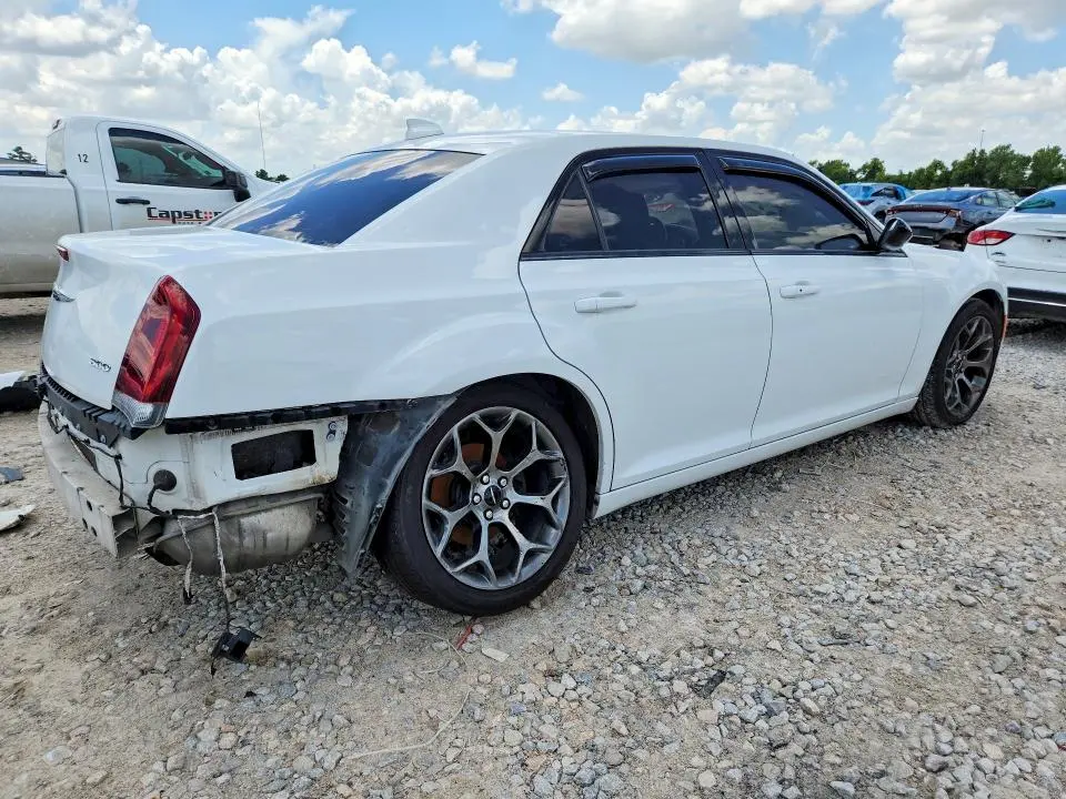 2018 CHRYSLER 300 TOURING  