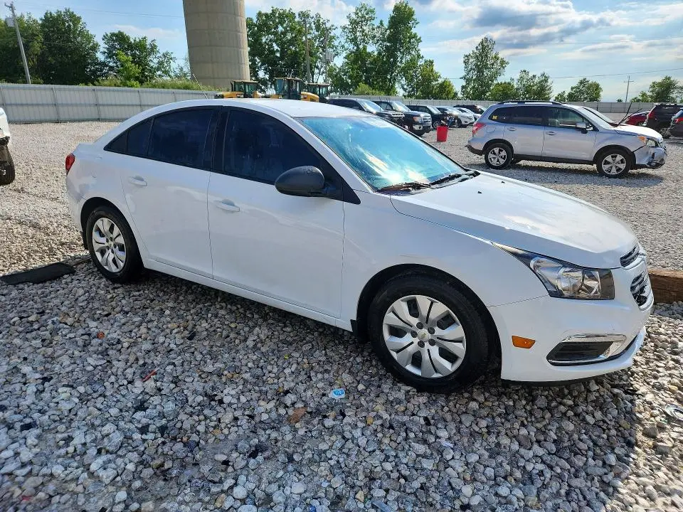2015 CHEVROLET CRUZE LS  