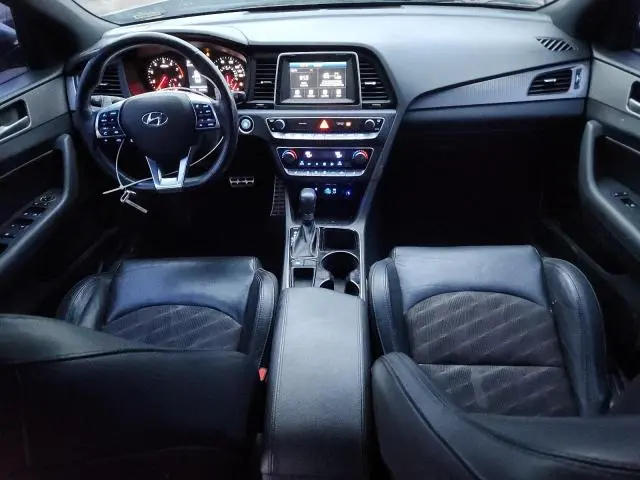2018 HYUNDAI SONATA SPORT  