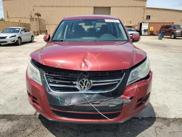 2011 VOLKSWAGEN TIGUAN S  