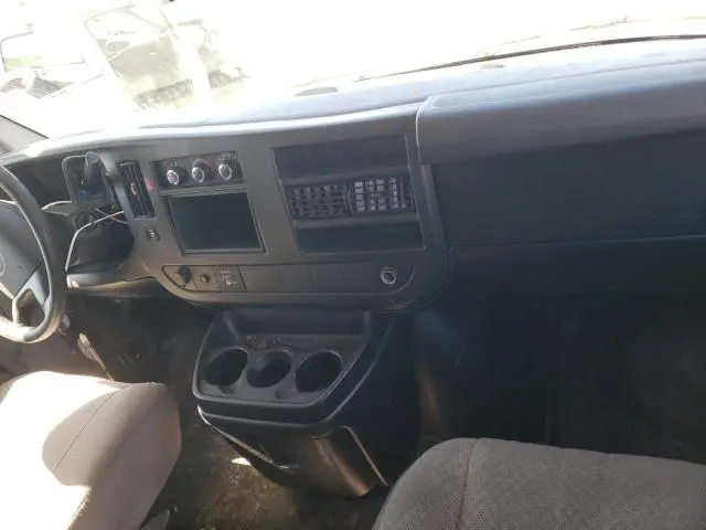 2012 GMC SAVANA G2500  