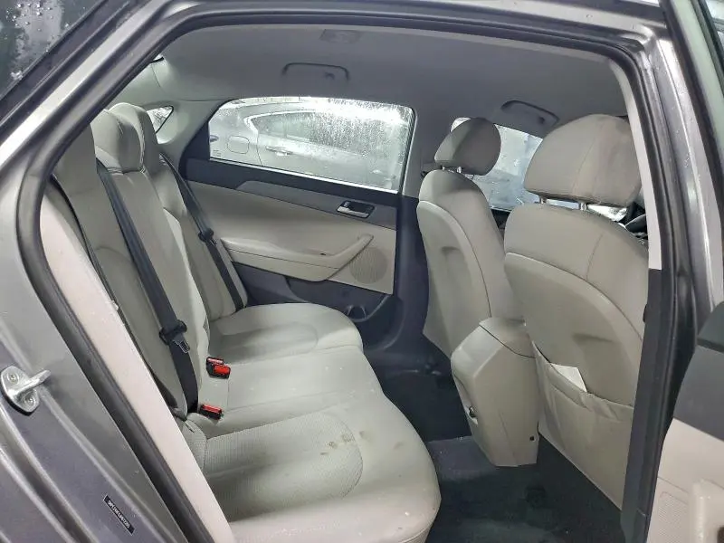 2018 HYUNDAI SONATA SE  