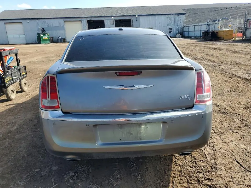 2011 CHRYSLER 300C   
