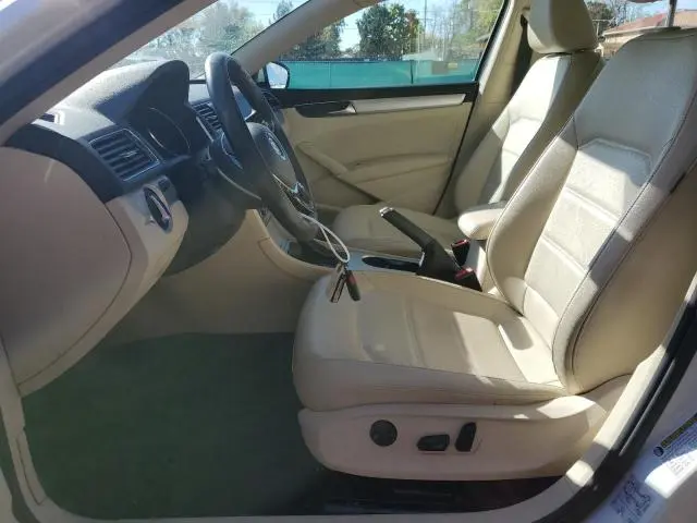 2019 VOLKSWAGEN PASSAT WOLFSBURG  